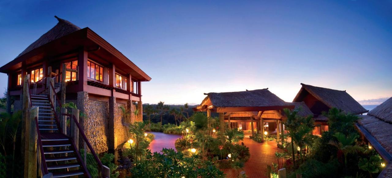 Outrigger Fiji Beach Resort Korotogo Exterior foto The Village