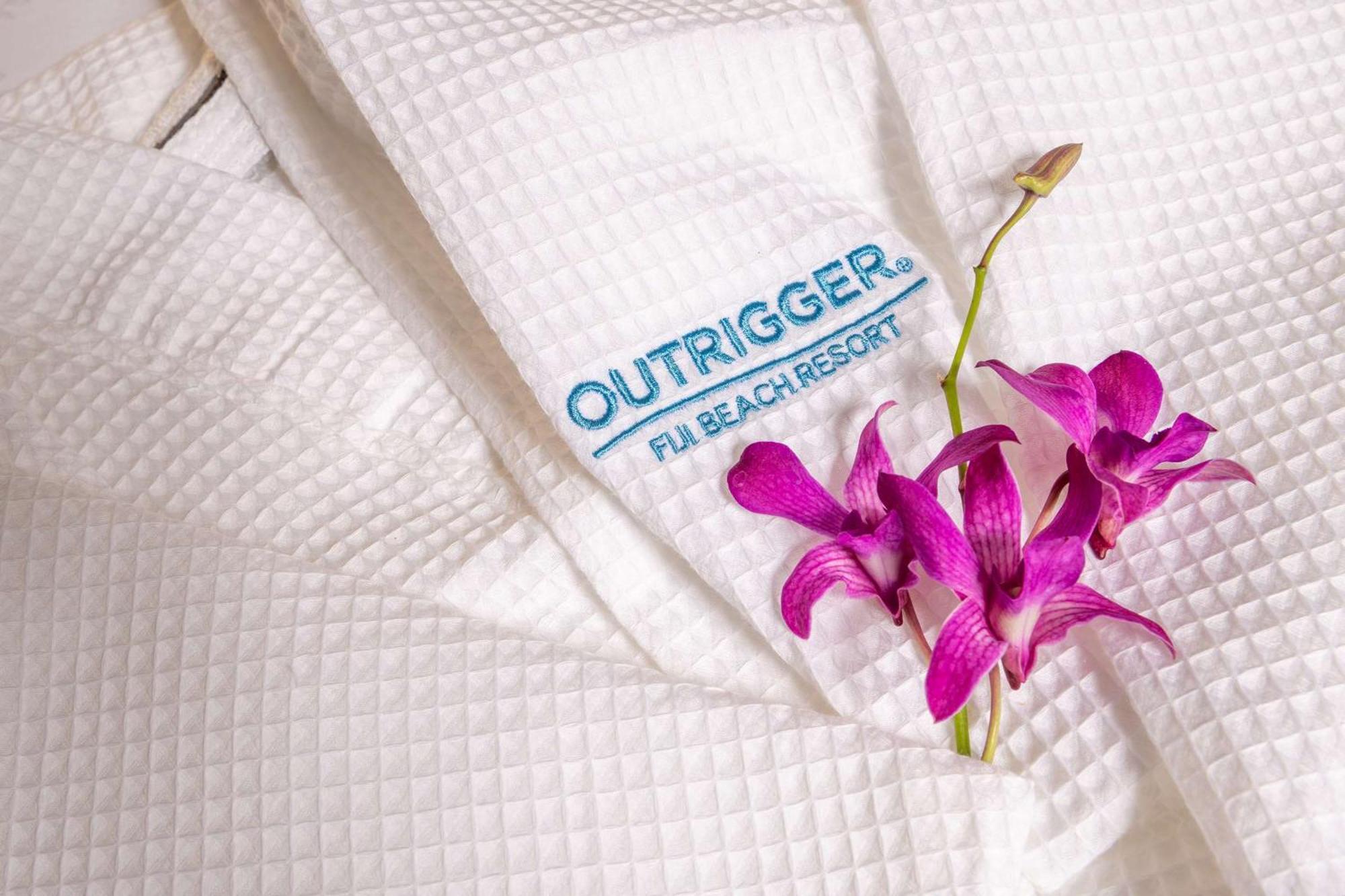 Outrigger Fiji Beach Resort Korotogo Exterior foto
